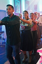 02 Oktoberf ZumJohanniter 2025-10-10 11  Oktoberfeste und ein Jubiläum - Den Freitagabend beginnen wir mit dem Besuch des Oktoberfestes der KG Rot-Weiß Rheinhausen in der Erlöserkirche in Rheinhausen. Etwas später heißt es dann „O`zapft is“ beim Oktoberfest in Opgen-Rhein's "Zum Johanniter“. Am Samstag waren wir dann Gäste beim 55-Jährigen Firmenjubiläum der Poschmann Gerüstbau GmbH. : DVPJ, Toni I, Jules I., Prinz Karneval, Prinz, Prinzessin Aileen I., Hofmarschälle, Page, Pagen, Paginnen, HDK, Duisburg, Karneval, Helau, Tollität, Event, Session 2025, Session 2025, HDK Duisburg, Hauptausschuss, Hauptausschuss Karneval Duisburg, Duisburg ist echt