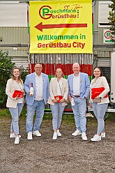 03 JubilPoschmann 2025-10-11 01  Oktoberfeste und ein Jubiläum - Den Freitagabend beginnen wir mit dem Besuch des Oktoberfestes der KG Rot-Weiß Rheinhausen in der Erlöserkirche in Rheinhausen. Etwas später heißt es dann „O`zapft is“ beim Oktoberfest in Opgen-Rhein's "Zum Johanniter“. Am Samstag waren wir dann Gäste beim 55-Jährigen Firmenjubiläum der Poschmann Gerüstbau GmbH. : DVPJ, Toni I, Jules I., Prinz Karneval, Prinz, Prinzessin Aileen I., Hofmarschälle, Page, Pagen, Paginnen, HDK, Duisburg, Karneval, Helau, Tollität, Event, Session 2025, Session 2025, HDK Duisburg, Hauptausschuss, Hauptausschuss Karneval Duisburg, Duisburg ist echt