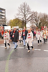 01 Biwak KG AMaB 2025-11-0 13  2 Mal Heimspiel  - Sonntagmorgen 9. November, Biwak der KG Alle Mann an Bord - die »Blauen Jungs« 1955 e.V., der „Heimathafen“ für unsere Christin und indirekt auch für se. des. Tollität. Ein Geschenk gab es auch, eine „Pömpel“ aus Marzipan. Danach dann zum Hoppditzerwachen der KG Südstern. Die Heimatgesellschaft in Serm von Pia und Toni. : DVPJ, Toni I, Jules I., Prinz Karneval, Prinz, Prinzessin Aileen I., Hofmarschälle, Page, Pagen, Paginnen, HDK, Duisburg, Karneval, Helau, Tollität, Event, Session 2025, Session 2025, HDK Duisburg, Hauptausschuss, Hauptausschuss Karneval Duisburg, Duisburg ist echt