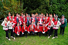 02 Hopped KG Suedsterm 2025-11-0 07  2 Mal Heimspiel  - Sonntagmorgen 9. November, Biwak der KG Alle Mann an Bord - die »Blauen Jungs« 1955 e.V., der „Heimathafen“ für unsere Christin und indirekt auch für se. des. Tollität. Ein Geschenk gab es auch, eine „Pömpel“ aus Marzipan. Danach dann zum Hoppditzerwachen der KG Südstern. Die Heimatgesellschaft in Serm von Pia und Toni. : DVPJ, Toni I, Jules I., Prinz Karneval, Prinz, Prinzessin Aileen I., Hofmarschälle, Page, Pagen, Paginnen, HDK, Duisburg, Karneval, Helau, Tollität, Event, Session 2025, Session 2025, HDK Duisburg, Hauptausschuss, Hauptausschuss Karneval Duisburg, Duisburg ist echt