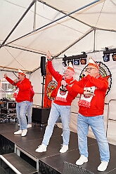 01 Hopped Stadtgad 2025-11-11 11  Elfter im Elften - Pünktlich um 11.11 Uhr startete die Stadtgarde mit uns auf dem Gelände des Polizeisportvereins in Duissern in die Session 25/26.  Später waren wir dann noch auf der anderen Rheinseite in Moers beim Hoppeditzerwachen der KG Humorica 69 e.V. : DVPJ, Toni I, Jules I., Prinz Karneval, Prinz, Prinzessin Aileen I., Hofmarschälle, Page, Pagen, Paginnen, HDK, Duisburg, Karneval, Helau, Tollität, Event, Session 2025, Session 2025, HDK Duisburg, Hauptausschuss, Hauptausschuss Karneval Duisburg, Duisburg ist echt