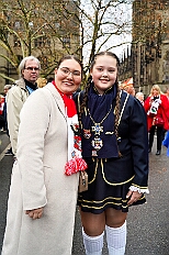 01 Auftakt HDK 2025-11-15 46  Auftakt, Prinzen-Proklamation, Auftaktsitzung - Samstag 15. November 10:30 Uhr, die Duisburger Karnevalsgesellschaften treffen sich auf der Königsstraße um zum Burgplatz zu ziehen. Dort dann die große Auftaktveranstaltung des Hauptausschuss Duisburger Karneval. Begleitet von der Prinzengarde ziehen wir mit. Abends dann die Prinzen-Proklamation von Bastian I. & Steffen I. in Moers. Danach geht es zur Benefizveranstaltung für den Blutwurstsonntags in Meiderich bei den Meidericher Jecken. Zum Ende des Abends ging es in die Aula des Reinhard-und-Max-Mannesmann-Gymnasium, wo wir von einem begeisterten Publikum bei der Auftaktsitzung der „Blauen Jungs“ empfangen wurden. : DVPJ, Toni I, Jules I., Prinz Karneval, Prinz, Prinzessin Aileen I., Hofmarschälle, Page, Pagen, Paginnen, HDK, Duisburg, Karneval, Helau, Tollität, Event, Session 2025, Session 2025, HDK Duisburg, Hauptausschuss, Hauptausschuss Karneval Duisburg, Duisburg ist echt