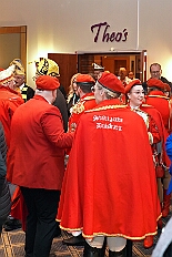 EinzugHofburg 2026-01-09 03  Unser Einzug in die Hofburg - Der Einzug des Prinzen mit seiner Crew in die Hofburg gehört schon länger zur Tradition im Duisburger Karneval. Einen Tag vor der Kürung bezog die Crew ihre Zimmer im WYNDHAM Hotel Duisburger Hof. Hier residieren  nun alle sieben bis zum Rosenmontag. : DVPJ, Toni I, Jules I., Prinz Karneval, Prinz, Prinzessin Aileen I., Hofmarschälle, Page, Pagen, Paginnen, HDK, Duisburg, Karneval, Helau, Tollität, Event, Session 2025, Session 2025, HDK Duisburg, Hauptausschuss, Hauptausschuss Karneval Duisburg, Duisburg ist echt