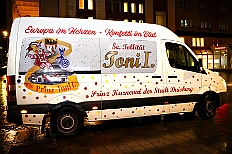 EinzugHofburg 2026-01-09 10  Unser Einzug in die Hofburg - Der Einzug des Prinzen mit seiner Crew in die Hofburg gehört schon länger zur Tradition im Duisburger Karneval. Einen Tag vor der Kürung bezog die Crew ihre Zimmer im WYNDHAM Hotel Duisburger Hof. Hier residieren  nun alle sieben bis zum Rosenmontag. : DVPJ, Toni I, Jules I., Prinz Karneval, Prinz, Prinzessin Aileen I., Hofmarschälle, Page, Pagen, Paginnen, HDK, Duisburg, Karneval, Helau, Tollität, Event, Session 2025, Session 2025, HDK Duisburg, Hauptausschuss, Hauptausschuss Karneval Duisburg, Duisburg ist echt