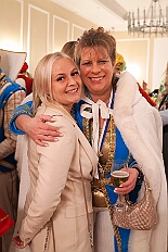 EinzugHofburg 2026-01-09 30  Unser Einzug in die Hofburg - Der Einzug des Prinzen mit seiner Crew in die Hofburg gehört schon länger zur Tradition im Duisburger Karneval. Einen Tag vor der Kürung bezog die Crew ihre Zimmer im WYNDHAM Hotel Duisburger Hof. Hier residieren  nun alle sieben bis zum Rosenmontag. : DVPJ, Toni I, Jules I., Prinz Karneval, Prinz, Prinzessin Aileen I., Hofmarschälle, Page, Pagen, Paginnen, HDK, Duisburg, Karneval, Helau, Tollität, Event, Session 2025, Session 2025, HDK Duisburg, Hauptausschuss, Hauptausschuss Karneval Duisburg, Duisburg ist echt