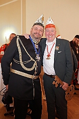 EinzugHofburg 2026-01-09 45  Unser Einzug in die Hofburg - Der Einzug des Prinzen mit seiner Crew in die Hofburg gehört schon länger zur Tradition im Duisburger Karneval. Einen Tag vor der Kürung bezog die Crew ihre Zimmer im WYNDHAM Hotel Duisburger Hof. Hier residieren  nun alle sieben bis zum Rosenmontag. : DVPJ, Toni I, Jules I., Prinz Karneval, Prinz, Prinzessin Aileen I., Hofmarschälle, Page, Pagen, Paginnen, HDK, Duisburg, Karneval, Helau, Tollität, Event, Session 2025, Session 2025, HDK Duisburg, Hauptausschuss, Hauptausschuss Karneval Duisburg, Duisburg ist echt