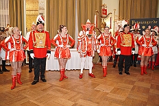 Kuerung Toni I 2026-01-10 002  Endlich Karnevalsprinz: Toni I. -  Am Samstag 10. Januar 2026 war es endlich soweit. Kürung se. Tollität Prinz Toni I., im Rahmen eines hochklassigen Galaabends in der ausverkauften Mercatorhalle in Duisburg. Ein stimmungsvoller Abend mit Show, Musik und Tanz. Vorab präsentierte sich die Prinzencrew 2026 im WYNDHAM Hotel Duisburger Hof der Leibgarde se. Tollität, die Prinzengarde der Stadt Duisburg. : DVPJ, Toni I, Jules I., Prinz Karneval, Prinz, Prinzessin Aileen I., Hofmarschälle, Page, Pagen, Paginnen, HDK, Duisburg, Karneval, Helau, Tollität, Event, Session 2025, Session 2025, HDK Duisburg, Hauptausschuss, Hauptausschuss Karneval Duisburg, Duisburg ist echt