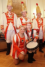 Kuerung Toni I 2026-01-10 011  Endlich Karnevalsprinz: Toni I. -  Am Samstag 10. Januar 2026 war es endlich soweit. Kürung se. Tollität Prinz Toni I., im Rahmen eines hochklassigen Galaabends in der ausverkauften Mercatorhalle in Duisburg. Ein stimmungsvoller Abend mit Show, Musik und Tanz. Vorab präsentierte sich die Prinzencrew 2026 im WYNDHAM Hotel Duisburger Hof der Leibgarde se. Tollität, die Prinzengarde der Stadt Duisburg. : DVPJ, Toni I, Jules I., Prinz Karneval, Prinz, Prinzessin Aileen I., Hofmarschälle, Page, Pagen, Paginnen, HDK, Duisburg, Karneval, Helau, Tollität, Event, Session 2025, Session 2025, HDK Duisburg, Hauptausschuss, Hauptausschuss Karneval Duisburg, Duisburg ist echt