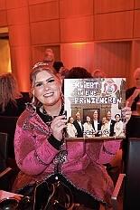 Kuerung Toni I 2026-01-10 026  Endlich Karnevalsprinz: Toni I. -  Am Samstag 10. Januar 2026 war es endlich soweit. Kürung se. Tollität Prinz Toni I., im Rahmen eines hochklassigen Galaabends in der ausverkauften Mercatorhalle in Duisburg. Ein stimmungsvoller Abend mit Show, Musik und Tanz. Vorab präsentierte sich die Prinzencrew 2026 im WYNDHAM Hotel Duisburger Hof der Leibgarde se. Tollität, die Prinzengarde der Stadt Duisburg. : DVPJ, Toni I, Jules I., Prinz Karneval, Prinz, Prinzessin Aileen I., Hofmarschälle, Page, Pagen, Paginnen, HDK, Duisburg, Karneval, Helau, Tollität, Event, Session 2025, Session 2025, HDK Duisburg, Hauptausschuss, Hauptausschuss Karneval Duisburg, Duisburg ist echt