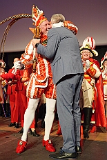 Kuerung Toni I 2026-01-10 048  Endlich Karnevalsprinz: Toni I. -  Am Samstag 10. Januar 2026 war es endlich soweit. Kürung se. Tollität Prinz Toni I., im Rahmen eines hochklassigen Galaabends in der ausverkauften Mercatorhalle in Duisburg. Ein stimmungsvoller Abend mit Show, Musik und Tanz. Vorab präsentierte sich die Prinzencrew 2026 im WYNDHAM Hotel Duisburger Hof der Leibgarde se. Tollität, die Prinzengarde der Stadt Duisburg. : DVPJ, Toni I, Jules I., Prinz Karneval, Prinz, Prinzessin Aileen I., Hofmarschälle, Page, Pagen, Paginnen, HDK, Duisburg, Karneval, Helau, Tollität, Event, Session 2025, Session 2025, HDK Duisburg, Hauptausschuss, Hauptausschuss Karneval Duisburg, Duisburg ist echt