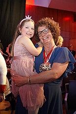 Kuerung Toni I 2026-01-10 086  Endlich Karnevalsprinz: Toni I. -  Am Samstag 10. Januar 2026 war es endlich soweit. Kürung se. Tollität Prinz Toni I., im Rahmen eines hochklassigen Galaabends in der ausverkauften Mercatorhalle in Duisburg. Ein stimmungsvoller Abend mit Show, Musik und Tanz. Vorab präsentierte sich die Prinzencrew 2026 im WYNDHAM Hotel Duisburger Hof der Leibgarde se. Tollität, die Prinzengarde der Stadt Duisburg. : DVPJ, Toni I, Jules I., Prinz Karneval, Prinz, Prinzessin Aileen I., Hofmarschälle, Page, Pagen, Paginnen, HDK, Duisburg, Karneval, Helau, Tollität, Event, Session 2025, Session 2025, HDK Duisburg, Hauptausschuss, Hauptausschuss Karneval Duisburg, Duisburg ist echt