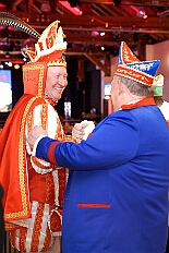 PrinzEmpf 2026- 01-11 006  Prinzenempfang 2026 - Seine Tollität Prinz Toni I. und seine Crew empfangen im Steinhof in Huckingen Sponsoren, den HDK-Förderkreis, Familie und Freunde. Zu Ihnen zählen auch Bastian I. und Steffen I., das Prinzenpaar der KGK aus Moers. Ihnen Allen wird ein lockeres Rahmenprogramm, gestaltet von Duisburger Garde- und Showtanzgruppen und natürlich beider Prinzencrews, geboten. : DVPJ, Toni I, Jules I., Prinz Karneval, Prinz, Prinzessin Aileen I., Hofmarschälle, Page, Pagen, Paginnen, HDK, Duisburg, Karneval, Helau, Tollität, Event, Session 2025, Session 2025, HDK Duisburg, Hauptausschuss, Hauptausschuss Karneval Duisburg, Duisburg ist echt