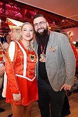 PrinzEmpf 2026- 01-11 027  Prinzenempfang 2026 - Seine Tollität Prinz Toni I. und seine Crew empfangen im Steinhof in Huckingen Sponsoren, den HDK-Förderkreis, Familie und Freunde. Zu Ihnen zählen auch Bastian I. und Steffen I., das Prinzenpaar der KGK aus Moers. Ihnen Allen wird ein lockeres Rahmenprogramm, gestaltet von Duisburger Garde- und Showtanzgruppen und natürlich beider Prinzencrews, geboten. : DVPJ, Toni I, Jules I., Prinz Karneval, Prinz, Prinzessin Aileen I., Hofmarschälle, Page, Pagen, Paginnen, HDK, Duisburg, Karneval, Helau, Tollität, Event, Session 2025, Session 2025, HDK Duisburg, Hauptausschuss, Hauptausschuss Karneval Duisburg, Duisburg ist echt