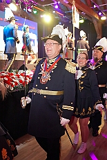 PrinzEmpf 2026- 01-11 044  Prinzenempfang 2026 - Seine Tollität Prinz Toni I. und seine Crew empfangen im Steinhof in Huckingen Sponsoren, den HDK-Förderkreis, Familie und Freunde. Zu Ihnen zählen auch Bastian I. und Steffen I., das Prinzenpaar der KGK aus Moers. Ihnen Allen wird ein lockeres Rahmenprogramm, gestaltet von Duisburger Garde- und Showtanzgruppen und natürlich beider Prinzencrews, geboten. : DVPJ, Toni I, Jules I., Prinz Karneval, Prinz, Prinzessin Aileen I., Hofmarschälle, Page, Pagen, Paginnen, HDK, Duisburg, Karneval, Helau, Tollität, Event, Session 2025, Session 2025, HDK Duisburg, Hauptausschuss, Hauptausschuss Karneval Duisburg, Duisburg ist echt