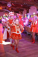 PrinzEmpf 2026- 01-11 053  Prinzenempfang 2026 - Seine Tollität Prinz Toni I. und seine Crew empfangen im Steinhof in Huckingen Sponsoren, den HDK-Förderkreis, Familie und Freunde. Zu Ihnen zählen auch Bastian I. und Steffen I., das Prinzenpaar der KGK aus Moers. Ihnen Allen wird ein lockeres Rahmenprogramm, gestaltet von Duisburger Garde- und Showtanzgruppen und natürlich beider Prinzencrews, geboten. : DVPJ, Toni I, Jules I., Prinz Karneval, Prinz, Prinzessin Aileen I., Hofmarschälle, Page, Pagen, Paginnen, HDK, Duisburg, Karneval, Helau, Tollität, Event, Session 2025, Session 2025, HDK Duisburg, Hauptausschuss, Hauptausschuss Karneval Duisburg, Duisburg ist echt