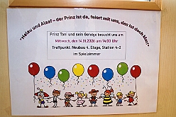 01 HeliosKlinikStJohannes 2026-01-14 09  In der Kinderklinik und im Rathaus - Am Mittwoch 14. Januar besuchten wir die Kinderintensivstation in der Helios St. Johannes Klinik Duisburg. Das sorgte für ein wenig Freude und Abwechslung im Klinikalltag. Abend stand dann der Besuch der CDU Ratsfraktion im Rathaus am Burgplatz auf dem Programm. : DVPJ, Toni I, Jules I., Prinz Karneval, Prinz, Prinzessin Aileen I., Hofmarschälle, Page, Pagen, Paginnen, HDK, Duisburg, Karneval, Helau, Tollität, Event, Session 2025, Session 2025, HDK Duisburg, Hauptausschuss, Hauptausschuss Karneval Duisburg, Duisburg ist echt