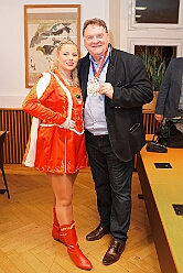 02 CDU Rathaus 2026-01-14 17  In der Kinderklinik und im Rathaus - Am Mittwoch 14. Januar besuchten wir die Kinderintensivstation in der Helios St. Johannes Klinik Duisburg. Das sorgte für ein wenig Freude und Abwechslung im Klinikalltag. Abend stand dann der Besuch der CDU Ratsfraktion im Rathaus am Burgplatz auf dem Programm. : DVPJ, Toni I, Jules I., Prinz Karneval, Prinz, Prinzessin Aileen I., Hofmarschälle, Page, Pagen, Paginnen, HDK, Duisburg, Karneval, Helau, Tollität, Event, Session 2025, Session 2025, HDK Duisburg, Hauptausschuss, Hauptausschuss Karneval Duisburg, Duisburg ist echt