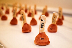 Sponsorenempfang 2026-01-15 03  Sponsorenabend - Sechs Tage nach seiner Kürung zum Prinz Toni I. hatte er nicht nur seine, sondern des gesamten Duisburger Karnevals, Unterstützerinnen und Unterstützer, zu einem Empfang in das WYNDHAM Hotel Duisburger Hof eingeladen. : DVPJ, Toni I, Jules I., Prinz Karneval, Prinz, Prinzessin Aileen I., Hofmarschälle, Page, Pagen, Paginnen, HDK, Duisburg, Karneval, Helau, Tollität, Event, Session 2025, Session 2025, HDK Duisburg, Hauptausschuss, Hauptausschuss Karneval Duisburg, Duisburg ist echt