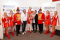 Sponsorenempfang 2026-01-15 10  Sponsorenabend - Sechs Tage nach seiner Kürung zum Prinz Toni I. hatte er nicht nur seine, sondern des gesamten Duisburger Karnevals, Unterstützerinnen und Unterstützer, zu einem Empfang in das WYNDHAM Hotel Duisburger Hof eingeladen. : DVPJ, Toni I, Jules I., Prinz Karneval, Prinz, Prinzessin Aileen I., Hofmarschälle, Page, Pagen, Paginnen, HDK, Duisburg, Karneval, Helau, Tollität, Event, Session 2025, Session 2025, HDK Duisburg, Hauptausschuss, Hauptausschuss Karneval Duisburg, Duisburg ist echt