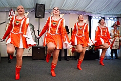 02 Herrens BS Rheih 2026-01-18 08  Tour-Tag, Sonntag 18. Januar - An diesem Sonntagmorgen startetet wir fast zur Frühschoppenzeit in der „Alten Feuerwache“ auf der Herrensitzung der Ehrengarde Blau-Weiß, eine Heimveranstaltung für unsere Rabea und unserem Olli. Danach stand dann die nächste Herrensitzung auf dem Plan, die von der KG Blau-Silber Rheinhausen im „Stellwerkshof“. Un wie kann es anders sein, der letzte Act ,wieder mal, im Steinhof. Die Lebenshilfe hielt dort ihre 15. Integrative Karnevalssitzung mit Unterstützung des HDK ab. : DVPJ, Toni I, Jules I., Prinz Karneval, Prinz, Prinzessin Aileen I., Hofmarschälle, Page, Pagen, Paginnen, HDK, Duisburg, Karneval, Helau, Tollität, Event, Session 2025, Session 2025, HDK Duisburg, Hauptausschuss, Hauptausschuss Karneval Duisburg, Duisburg ist echt