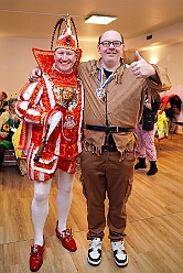 03 Lebenshilfe 2026-01-18 06  Tour-Tag, Sonntag 18. Januar - An diesem Sonntagmorgen startetet wir fast zur Frühschoppenzeit in der „Alten Feuerwache“ auf der Herrensitzung der Ehrengarde Blau-Weiß, eine Heimveranstaltung für unsere Rabea und unserem Olli. Danach stand dann die nächste Herrensitzung auf dem Plan, die von der KG Blau-Silber Rheinhausen im „Stellwerkshof“. Un wie kann es anders sein, der letzte Act ,wieder mal, im Steinhof. Die Lebenshilfe hielt dort ihre 15. Integrative Karnevalssitzung mit Unterstützung des HDK ab. : DVPJ, Toni I, Jules I., Prinz Karneval, Prinz, Prinzessin Aileen I., Hofmarschälle, Page, Pagen, Paginnen, HDK, Duisburg, Karneval, Helau, Tollität, Event, Session 2025, Session 2025, HDK Duisburg, Hauptausschuss, Hauptausschuss Karneval Duisburg, Duisburg ist echt