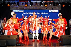 Karnevalss Volksbanh  RR 2026-01-22 24  Zusammen mit den Kölnern Größen - Im Kultur- und Bürgerzentrum Duisburg-Süd „Steinhof“ Huckingen bot die Volksbank Rhein-Ruhr zum 10. Mal dem Publikum ein hochkarätiges Programm. Die Kinderprinzencrew und musikalische Höhepunkte, erstklassige Comedians begeisterten die Zuschauer. Die Mischung aus Humor, Musik und Lebensfreude machte den Abend zu einem besonderen Erlebnis. : DVPJ, Toni I, Jules I., Prinz Karneval, Prinz, Prinzessin Aileen I., Hofmarschälle, Page, Pagen, Paginnen, HDK, Duisburg, Karneval, Helau, Tollität, Event, Session 2025, Session 2025, HDK Duisburg, Hauptausschuss, Hauptausschuss Karneval Duisburg, Duisburg ist echt