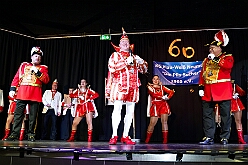 02 Jubilaeum Pils-Sucher 2026-01-23 08  Tour-Tag, 23.Januar - Am frühen Abend begannen wir mit einem Gastspiel in Essen. Dort hatte die „1.Gr. KG Klein-aaf“ zu einem Hausfrauennachmittag ins Pfarrheim „Herz-Jesu“ geladen. Zurück in Duisburg haben wie die Jubiläumsfeier zum 66 jährigen Geburtstag der KG Blau-Weiß Neumühl „Die Pils-Sucher“ besucht. Darauf folgten dann im Duisburger Landfermann-Gymnasium die Herrensitzung der Prinzengarde und im „Efendi-Festsall“ die Piratesause 2.0 „Karneval meets Mallorca“, Heimspiel für unsere Tichi. : DVPJ, Toni I, Jules I., Prinz Karneval, Prinz, Prinzessin Aileen I., Hofmarschälle, Page, Pagen, Paginnen, HDK, Duisburg, Karneval, Helau, Tollität, Event, Session 2025, Session 2025, HDK Duisburg, Hauptausschuss, Hauptausschuss Karneval Duisburg, Duisburg ist echt