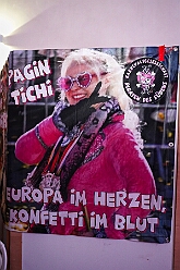 04 Piratens PiratenDSuedens 2026-01-23 01  Tour-Tag, 23.Januar - Am frühen Abend begannen wir mit einem Gastspiel in Essen. Dort hatte die „1.Gr. KG Klein-aaf“ zu einem Hausfrauennachmittag ins Pfarrheim „Herz-Jesu“ geladen. Zurück in Duisburg haben wie die Jubiläumsfeier zum 66 jährigen Geburtstag der KG Blau-Weiß Neumühl „Die Pils-Sucher“ besucht. Darauf folgten dann im Duisburger Landfermann-Gymnasium die Herrensitzung der Prinzengarde und im „Efendi-Festsall“ die Piratesause 2.0 „Karneval meets Mallorca“, Heimspiel für unsere Tichi. : DVPJ, Toni I, Jules I., Prinz Karneval, Prinz, Prinzessin Aileen I., Hofmarschälle, Page, Pagen, Paginnen, HDK, Duisburg, Karneval, Helau, Tollität, Event, Session 2025, Session 2025, HDK Duisburg, Hauptausschuss, Hauptausschuss Karneval Duisburg, Duisburg ist echt