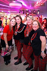 04 Piratens PiratenDSuedens 2026-01-23 09  Tour-Tag, 23.Januar - Am frühen Abend begannen wir mit einem Gastspiel in Essen. Dort hatte die „1.Gr. KG Klein-aaf“ zu einem Hausfrauennachmittag ins Pfarrheim „Herz-Jesu“ geladen. Zurück in Duisburg haben wie die Jubiläumsfeier zum 66 jährigen Geburtstag der KG Blau-Weiß Neumühl „Die Pils-Sucher“ besucht. Darauf folgten dann im Duisburger Landfermann-Gymnasium die Herrensitzung der Prinzengarde und im „Efendi-Festsall“ die Piratesause 2.0 „Karneval meets Mallorca“, Heimspiel für unsere Tichi. : DVPJ, Toni I, Jules I., Prinz Karneval, Prinz, Prinzessin Aileen I., Hofmarschälle, Page, Pagen, Paginnen, HDK, Duisburg, Karneval, Helau, Tollität, Event, Session 2025, Session 2025, HDK Duisburg, Hauptausschuss, Hauptausschuss Karneval Duisburg, Duisburg ist echt