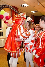 01 Karnevalsfeier AWO 2026-01-24 07  Tour-Tag, Samstag 24. Januar - Kurz vor 18 Uhr starten wir mit unserem Programm bei der Feier der AWO im Gemiendehaus Erlenstraße. Dann geht es zu Thomas Heimspiel, der „Kostümball“ der 1. KG Baerl im Waldhof. Als nächster Termin steht die „Damensitzung“ der KVO in der Clauberghalle auf dem Plan. Von dort geht es zurück in die City. Erst ins WYNDHAM Hotel Duisburger Hof zum „Funkenball“ der Roten Funken, nebenan dann im Landfermann Gymnasium „Damensitzung“ der Prinzengarde. Danach ins Gertrud-Bäumer-Berufskolleg zur „Mädchensitzung“ der Stadtgarde. Kurz über die A 59 nach Meiderich,  hier ist die „Jeckenparty“ der Meidericher Jecken. Wieder Richtung Süden, mit Stop in der Falkstraße zur „Prunksitzung“ vom Sonnigen Süden, dann weiter nach Serm zur Prinzenkürung. Hatte auch etwas von Heimspiel für Pia und Toni. : DVPJ, Toni I, Jules I., Prinz Karneval, Prinz, Prinzessin Aileen I., Hofmarschälle, Page, Pagen, Paginnen, HDK, Duisburg, Karneval, Helau, Tollität, Event, Session 2025, Session 2025, HDK Duisburg, Hauptausschuss, Hauptausschuss Karneval Duisburg, Duisburg ist echt