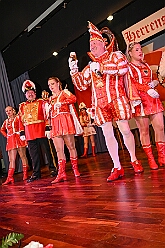 01 HerrensStadtgrd 2026- 01-25 13  Stadtgarde und MSV -  Zu besten Mittagszeit waren wir der Programmpunkt auf der Herrensitzung der Stadtgarde Duisburg Rot-Weiss in der Aula des Gertrud-Bäumer-Berufskollegs. Dann ging es ins „Wohnzimmer“ aller MSV Fan´s. In der Business Lounge in der „schauinsland reisen arena“ fand der jährliche Sponsoren Neujahrs Empfang statt. : DVPJ, Toni I, Jules I., Prinz Karneval, Prinz, Prinzessin Aileen I., Hofmarschälle, Page, Pagen, Paginnen, HDK, Duisburg, Karneval, Helau, Tollität, Event, Session 2025, Session 2025, HDK Duisburg, Hauptausschuss, Hauptausschuss Karneval Duisburg, Duisburg ist echt